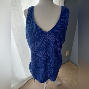 SONNET SHORES Blue Palm Tankini Top Adjustabke Straps sz 24W.  NWT.   FL